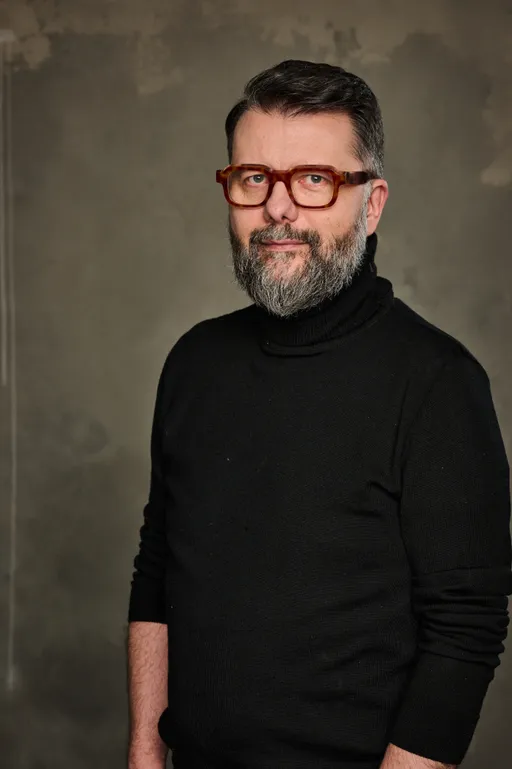 Rafał Szymański - alternative silhouette